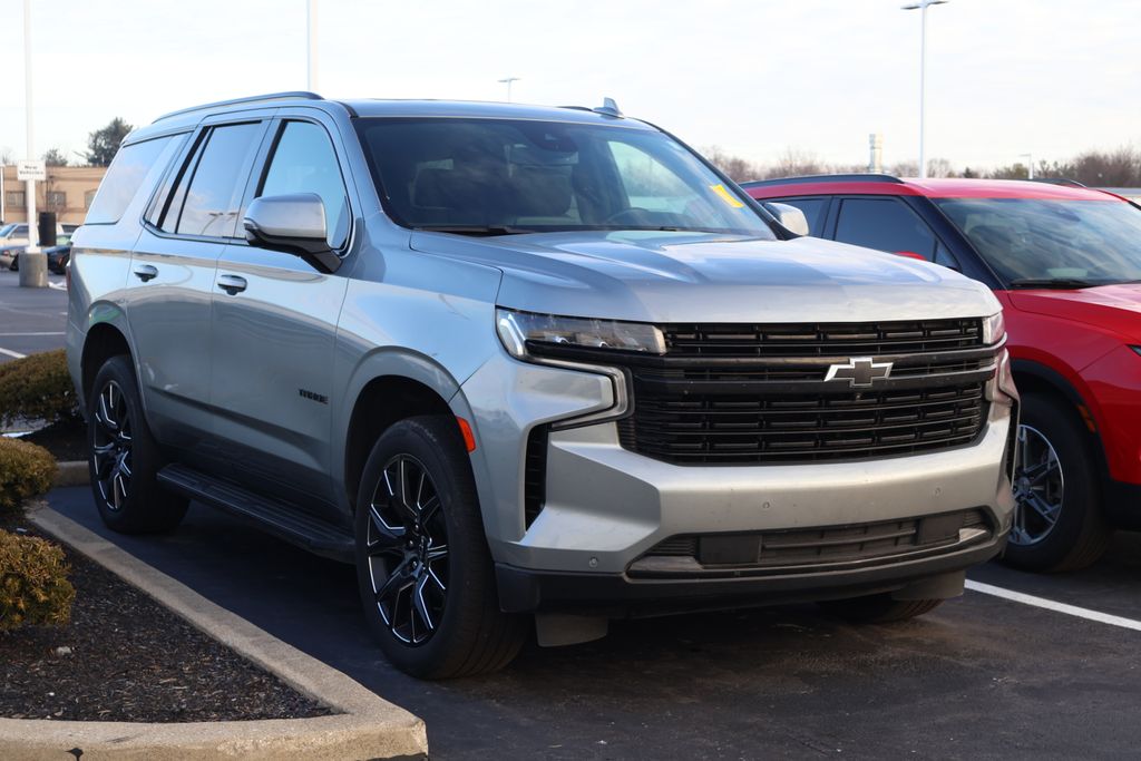 Thumbnail: 2023 Chevrolet Tahoe - 3