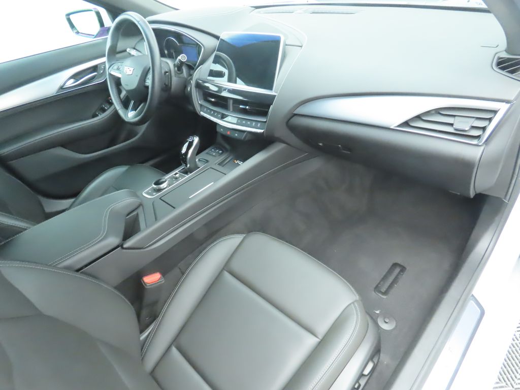 Thumbnail: 2023 Cadillac CT5 - 17