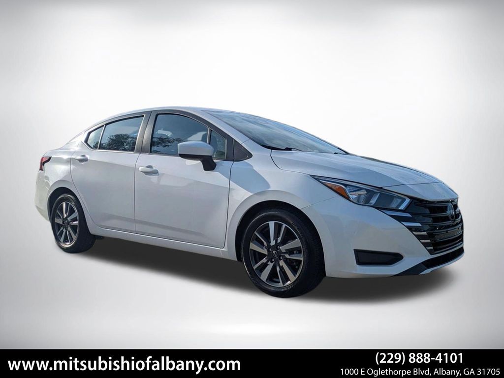 2024 Nissan Versa 1.6 SV