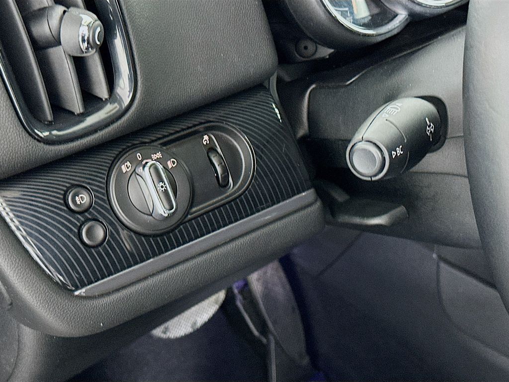 Thumbnail: 2018 MINI Cooper Countryman - 10