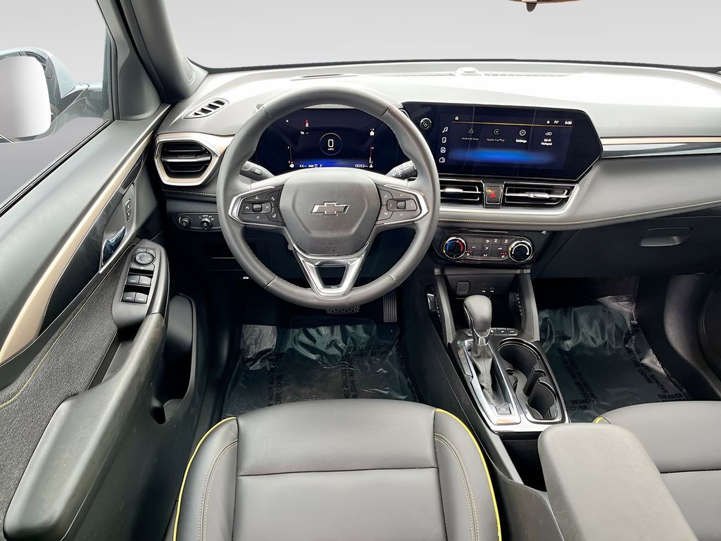 Used 2024 Gray Chevrolet ACTIV image 21
