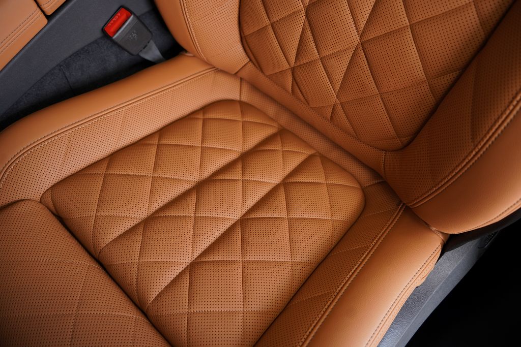 Thumbnail: 2026 BMW X7 - 12
