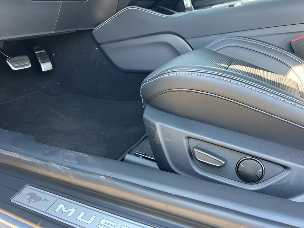 2025 Ford Mustang