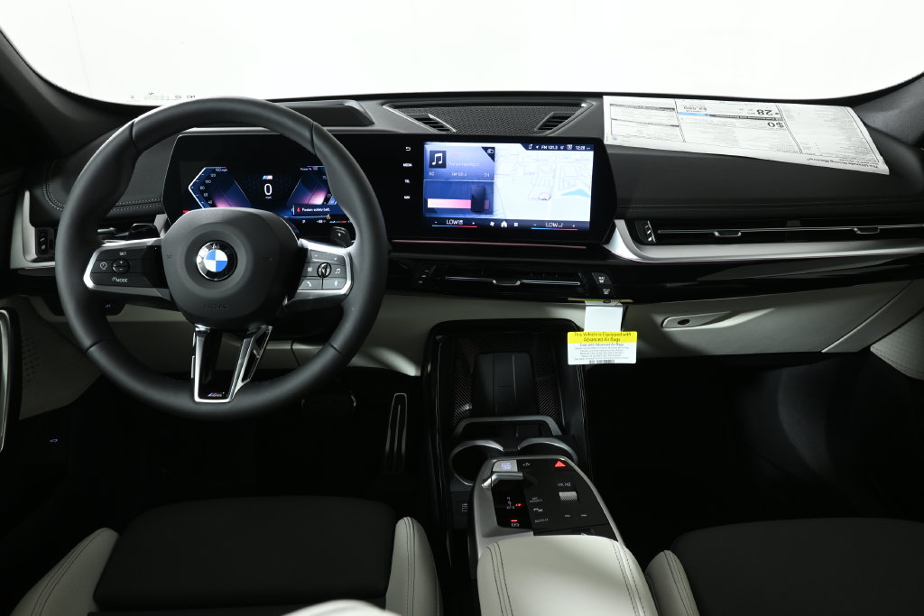 Thumbnail: 2027 BMW X1 - 17