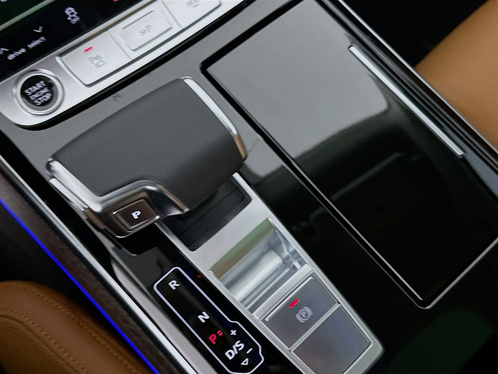 2024 Audi A8 L 17