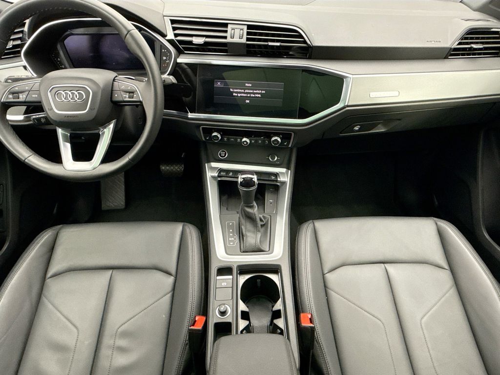 Thumbnail: 2025 Audi Q3 - 13