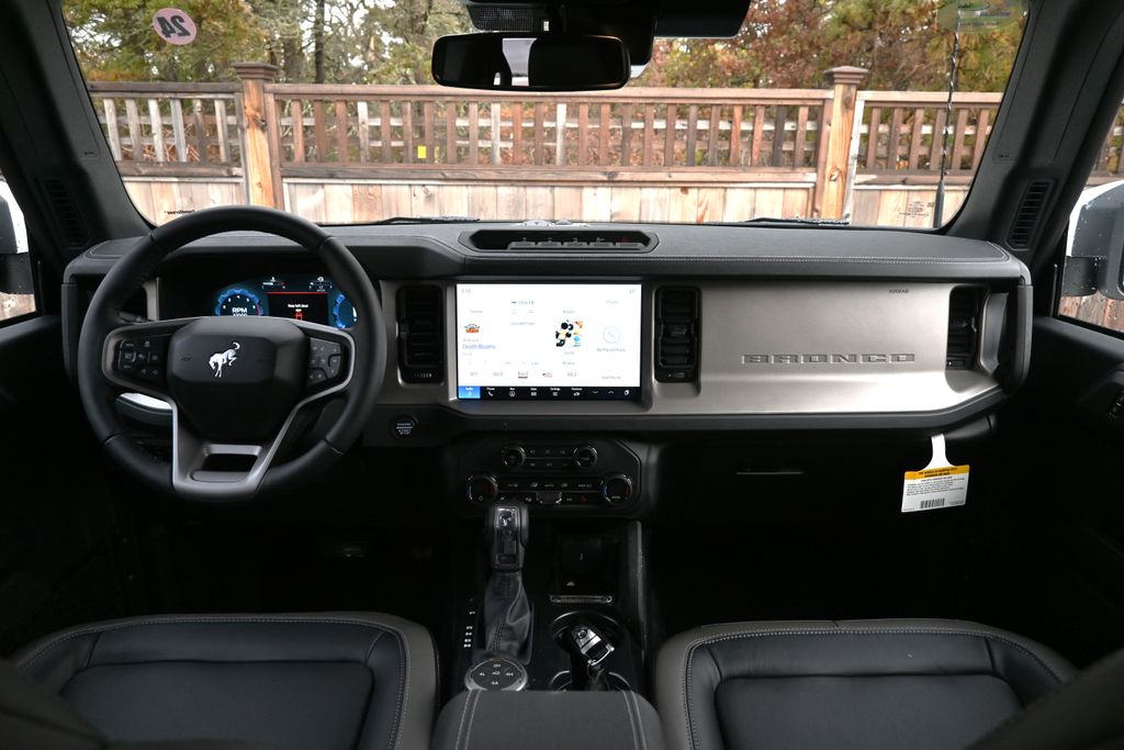 Thumbnail: 2025 Ford Bronco - 4