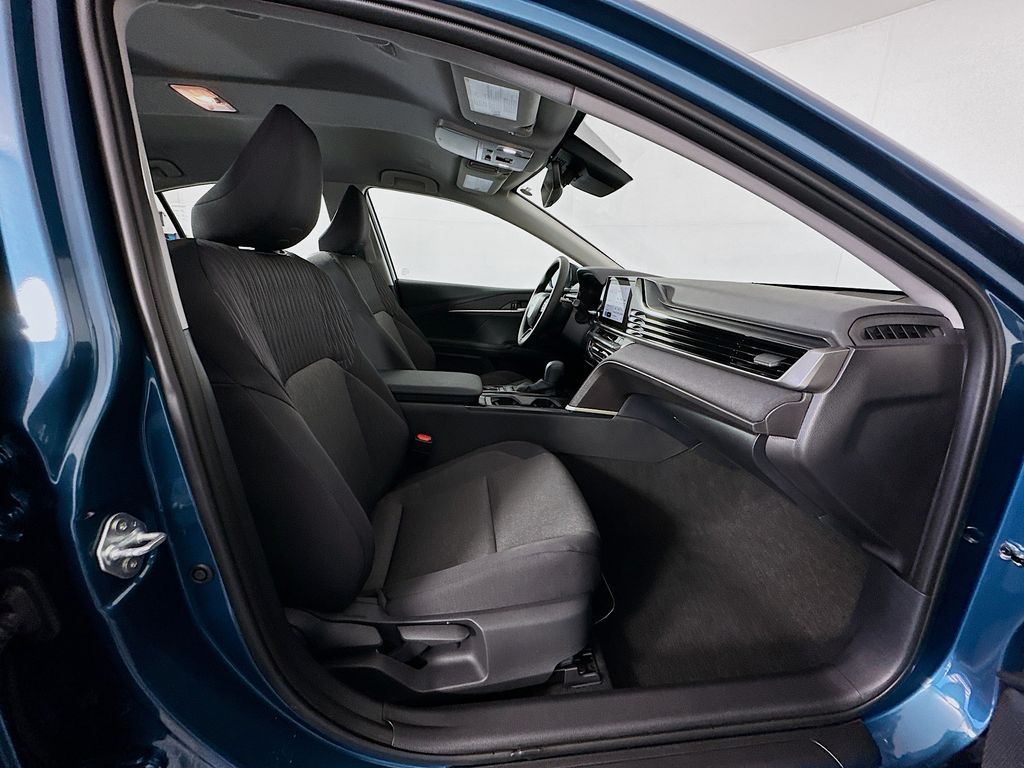 Thumbnail: 2025 Toyota Camry - 27