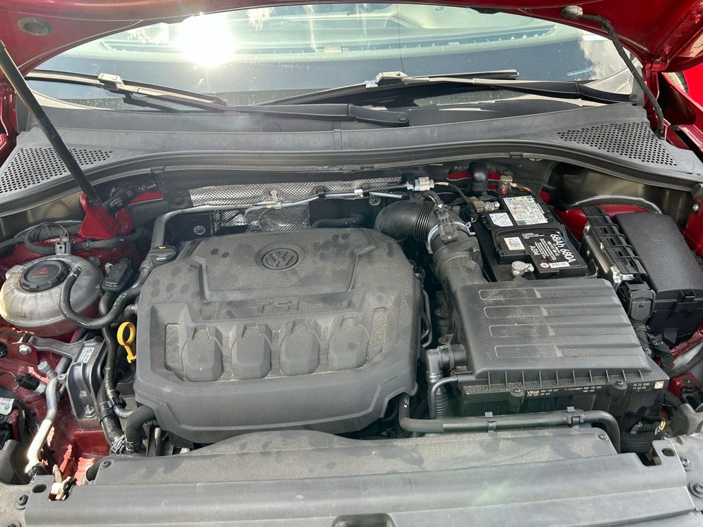 Thumbnail: 2020 Volkswagen Tiguan - 11