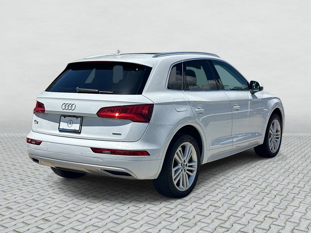 Thumbnail: 2019 Audi Q5 - 5