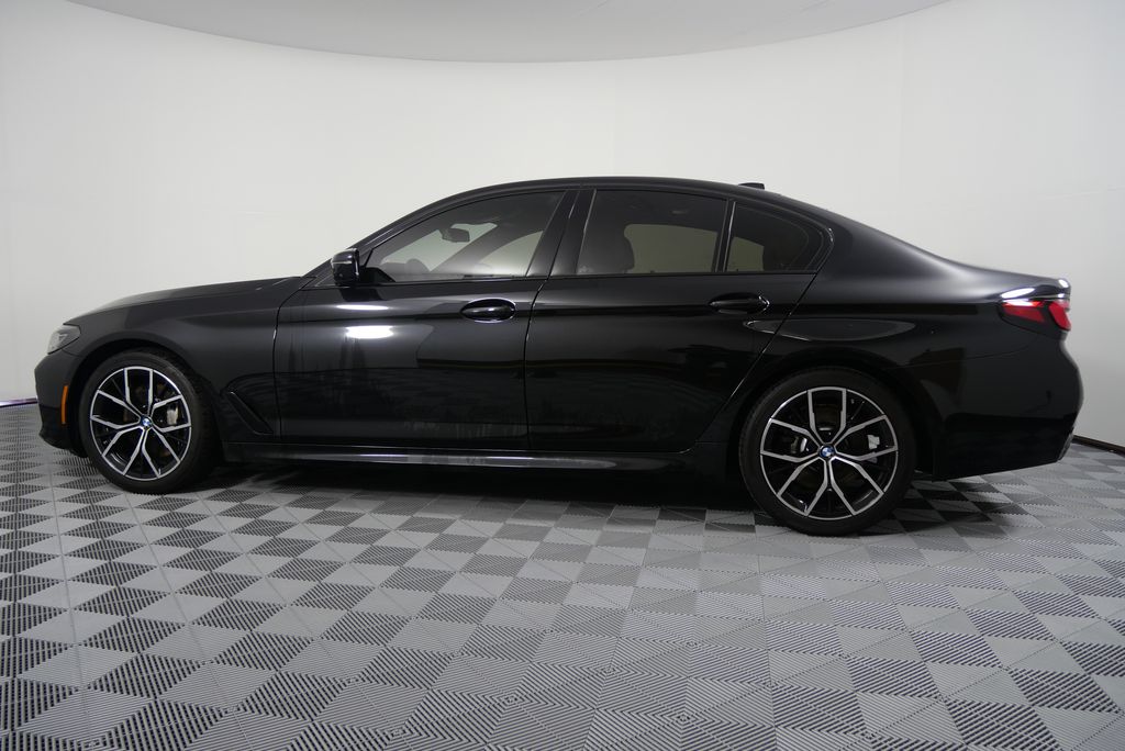 2021 BMW 5 Series 540i 7