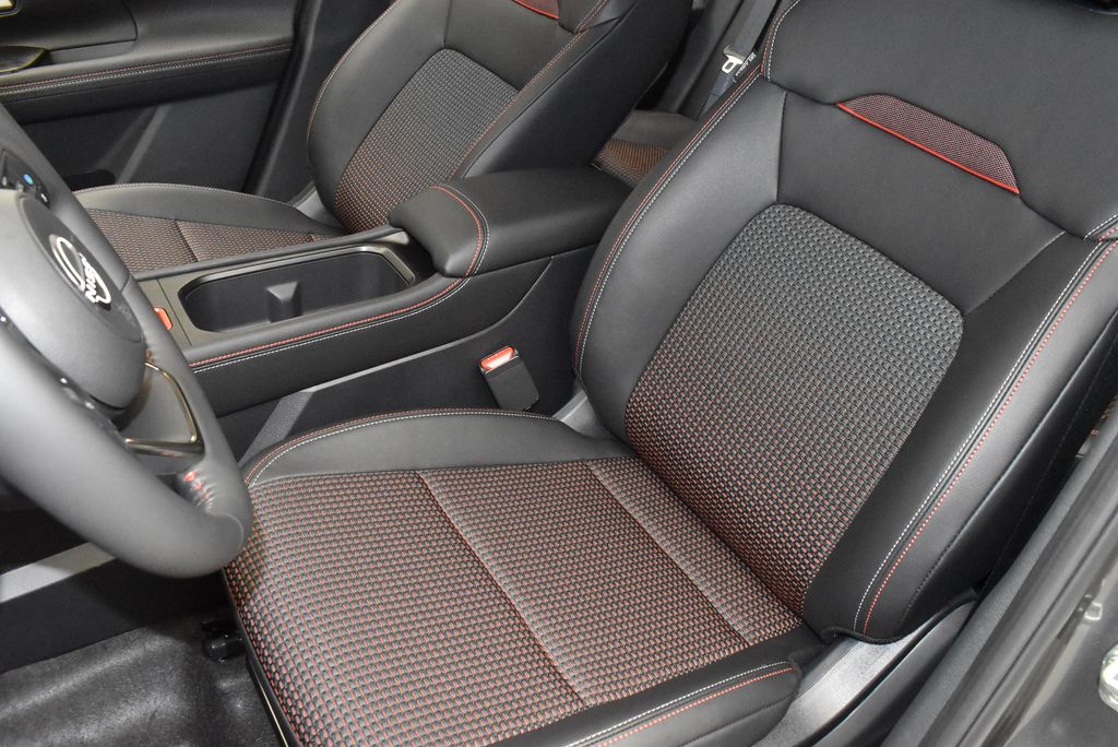 Thumbnail: 2026 Nissan Kicks - 12