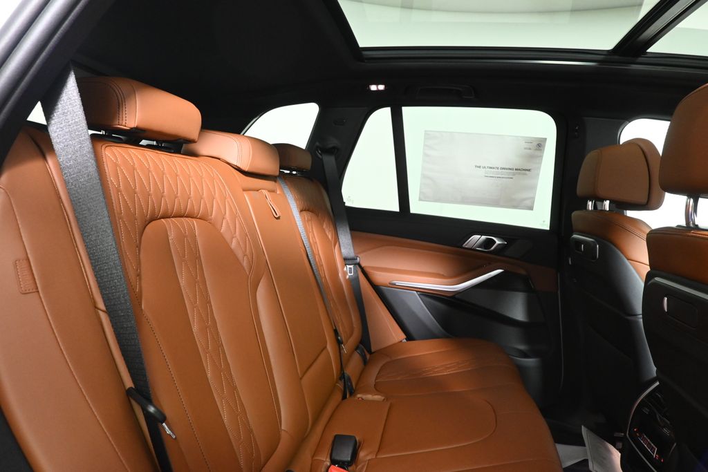 Thumbnail: 2026 BMW X5 - 31