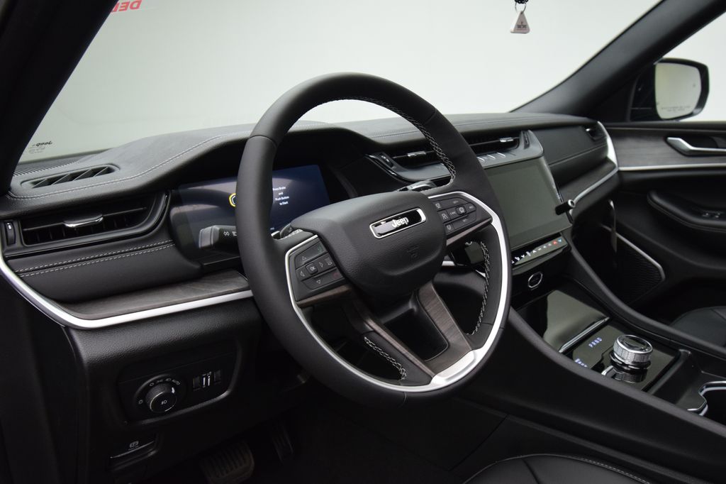 new 2026 Jeep Grand Cherokee L car, priced at $50,435