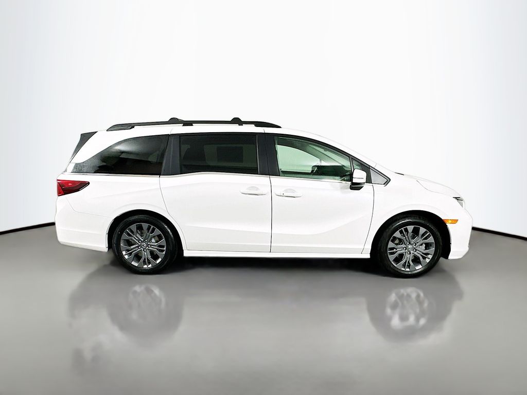Thumbnail: 2026 Honda Odyssey - 4