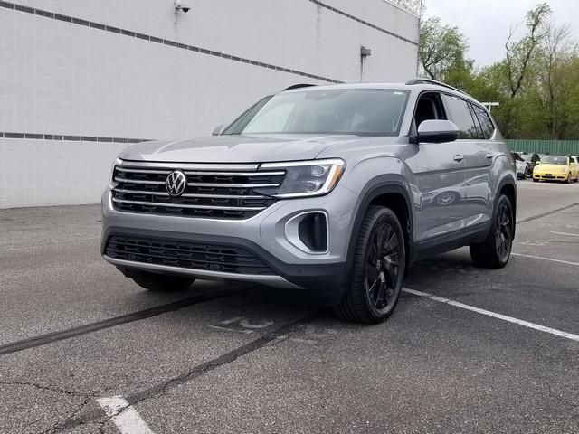 new 2026 Volkswagen Atlas car, priced at $51,218