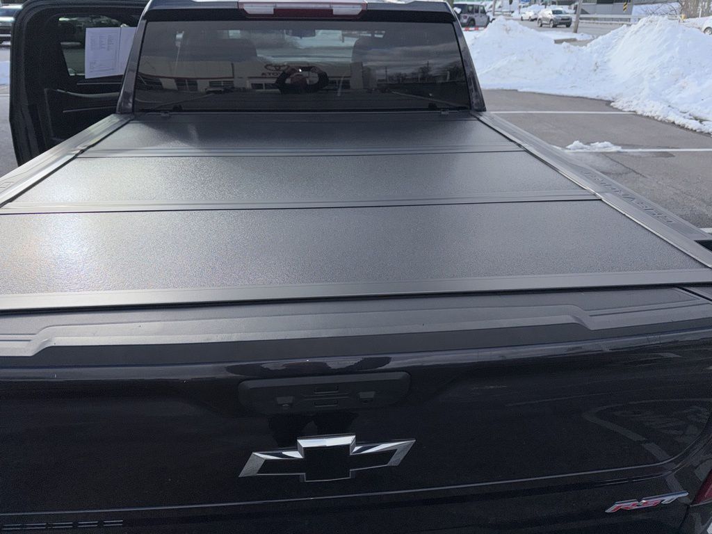 Thumbnail: 2023 Chevrolet Silverado 1500 - 21