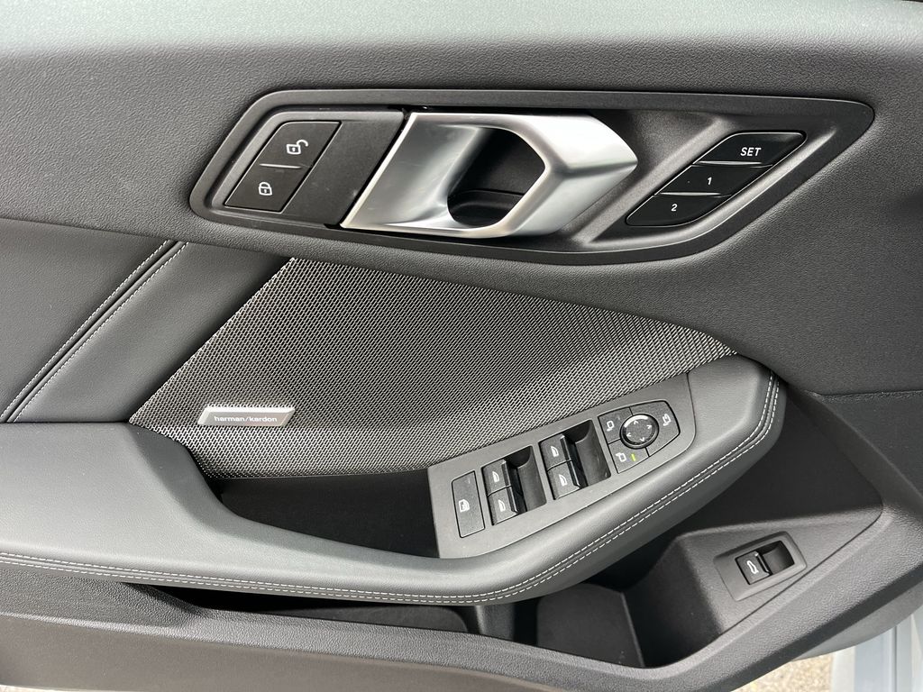 Thumbnail: 2025 BMW 2 Series - 13