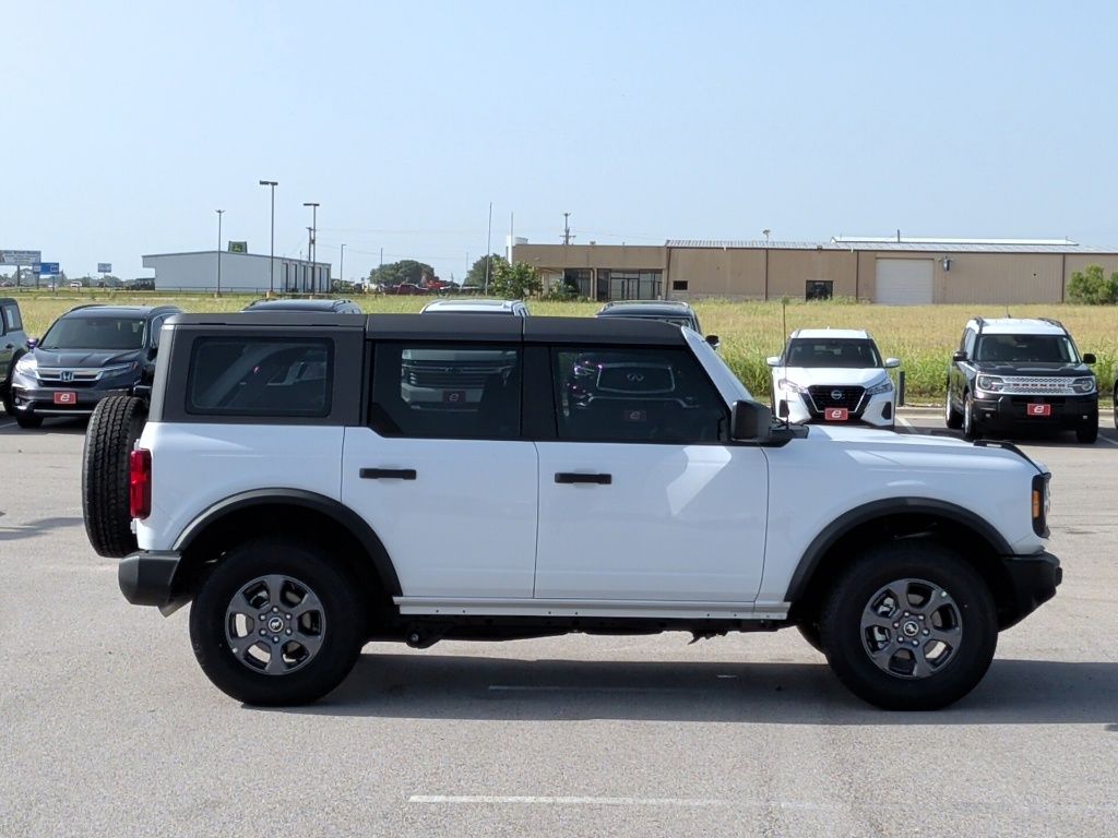 2025 Ford Bronco Base - 8