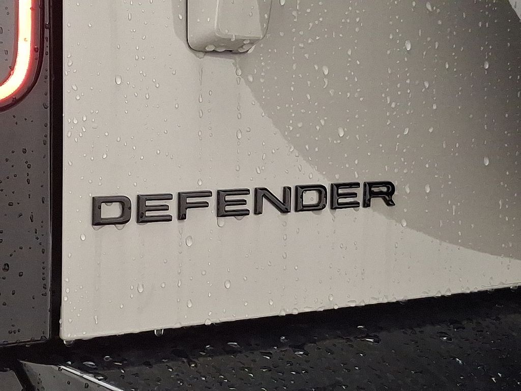 Thumbnail: 2026 Land Rover Defender - 21