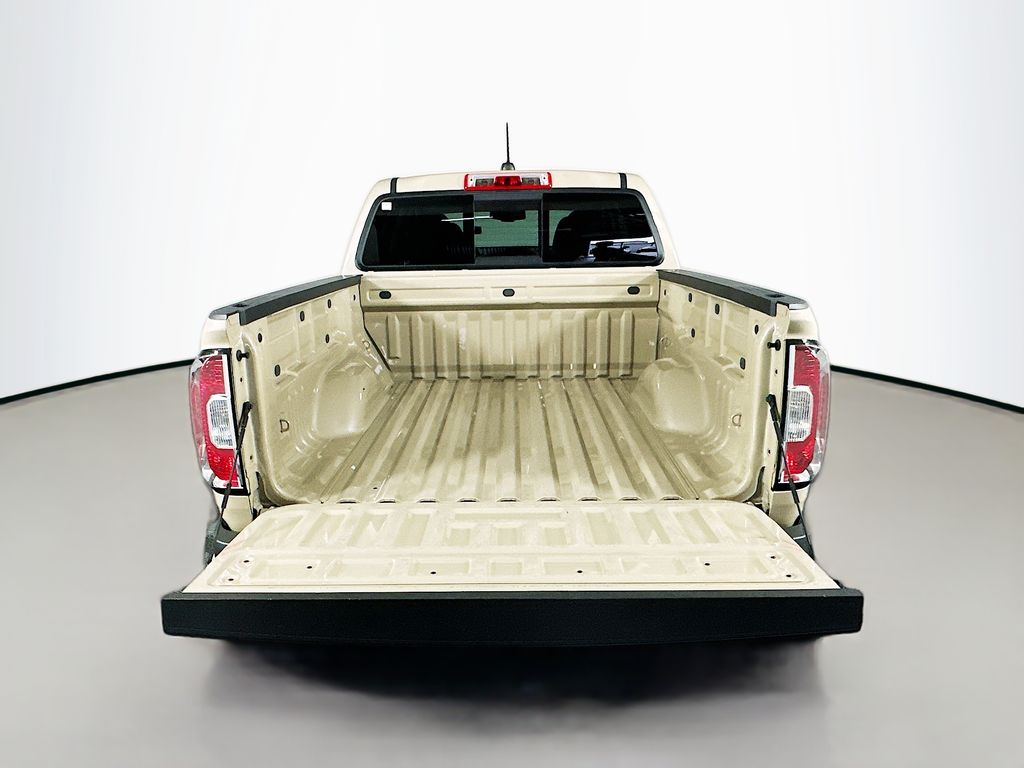 Used 2021 Beige GMC AT4 w/Cloth image 29