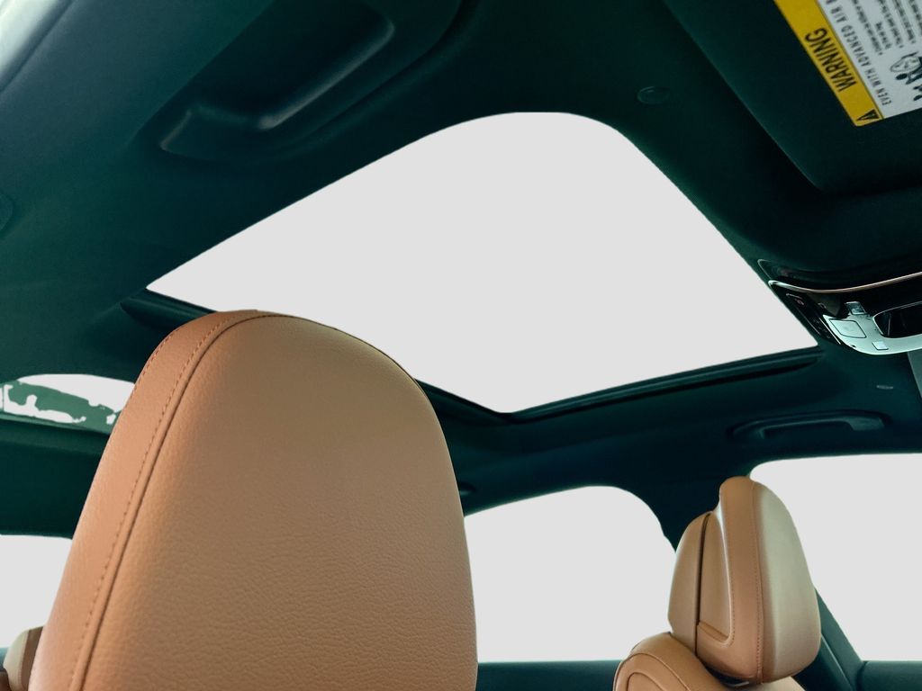 Thumbnail: 2025 Mercedes-Benz C-Class - 17