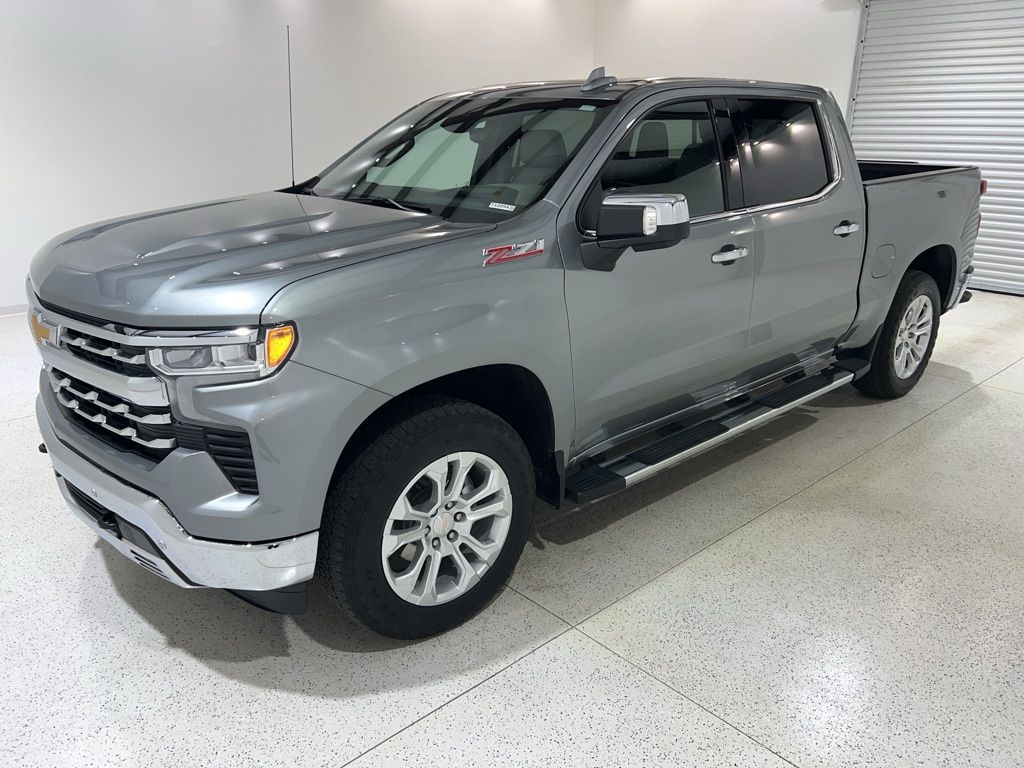 Sterling Gray Metallic 2023 Chevrolet Silverado 1500 LTZ Crew Cab 4WD Pickup Truck Four-Wheel Drive Automatic