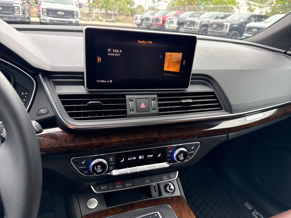 Certified Used 2020  Audi 45 Premium Plus image 20