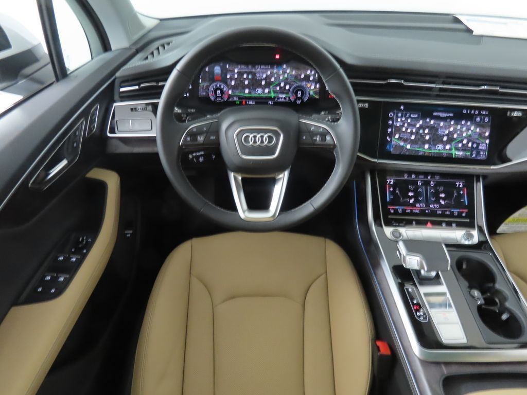 Thumbnail: 2026 Audi Q7 - 13