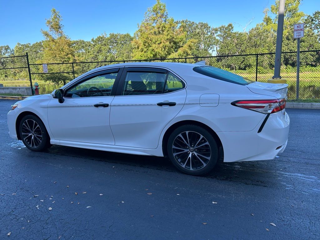 Thumbnail: 2020 Toyota Camry - 3