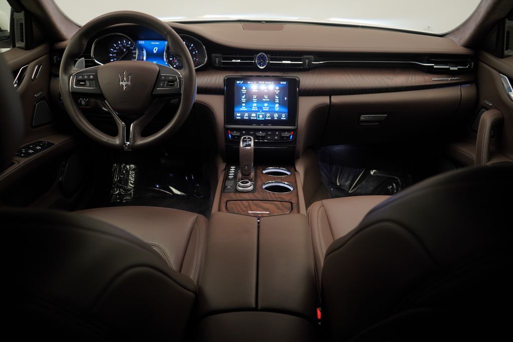 Thumbnail: 2019 Maserati Quattroporte - 8