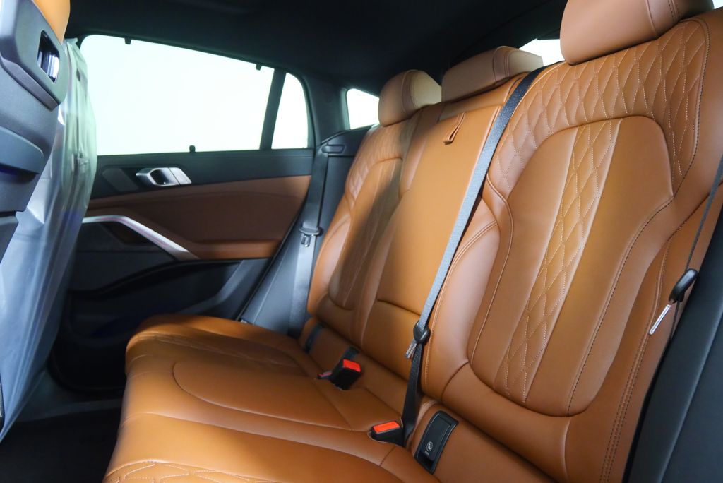 Thumbnail: 2026 BMW X6 - 16
