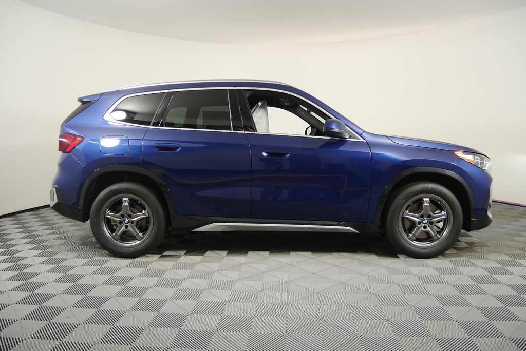Thumbnail: 2025 BMW X1 - 2