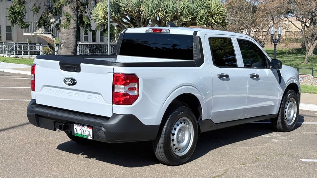 Used 2025 Ford Maverick XL 4D Crew Cab