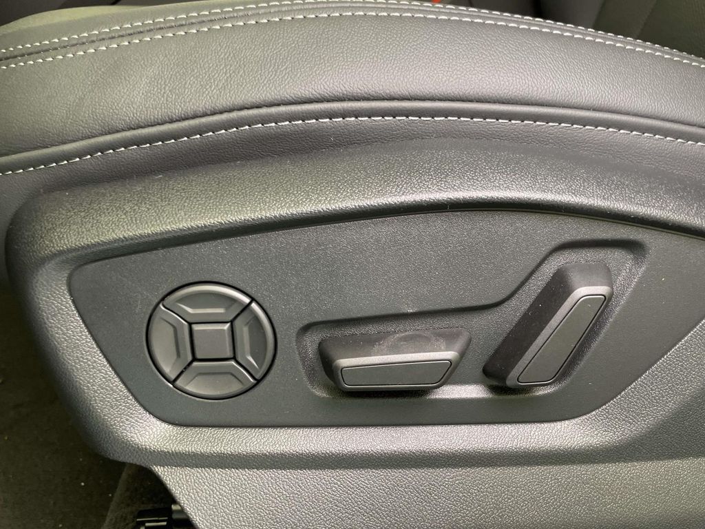 2026 Audi Q8  White at Audi Porsche Sewickley