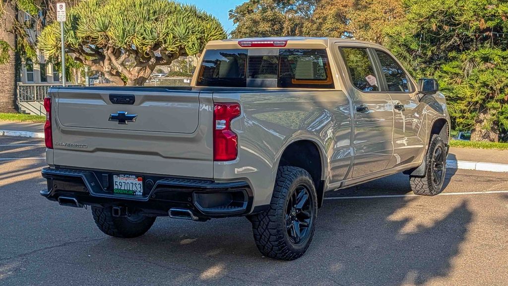 Used 2022 Chevrolet Silverado 1500 LT Trail Boss 4D Crew Cab