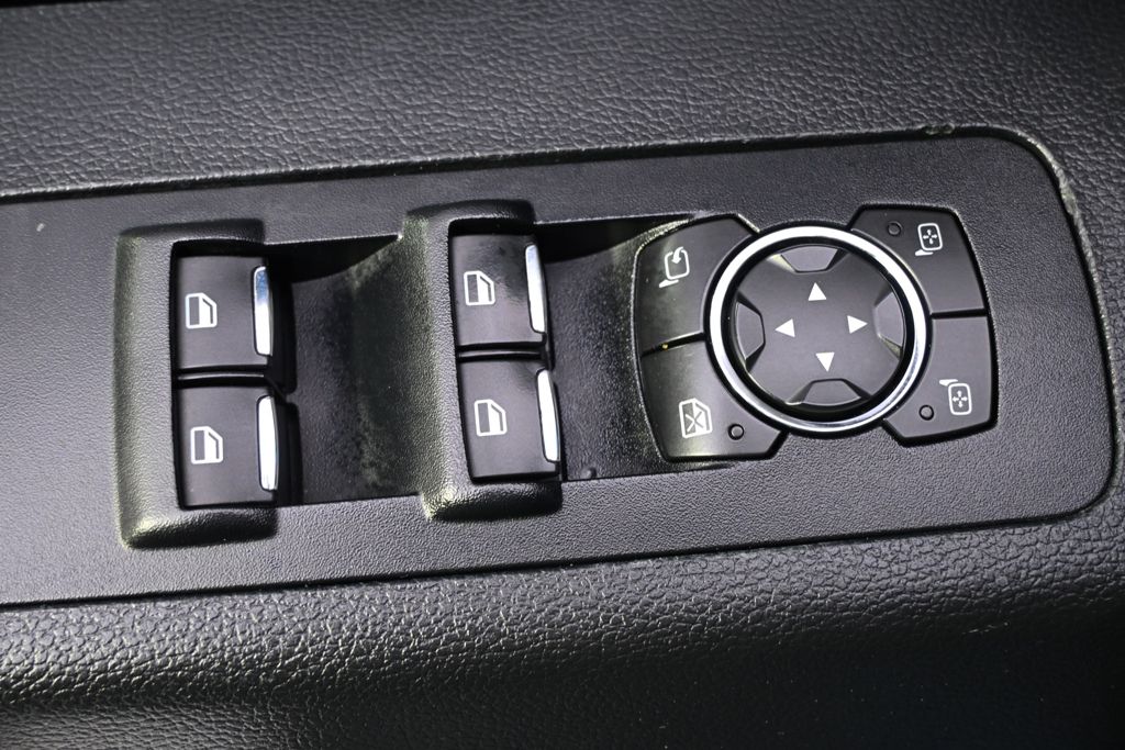 Used 2015 Blue Ford Lariat image 23