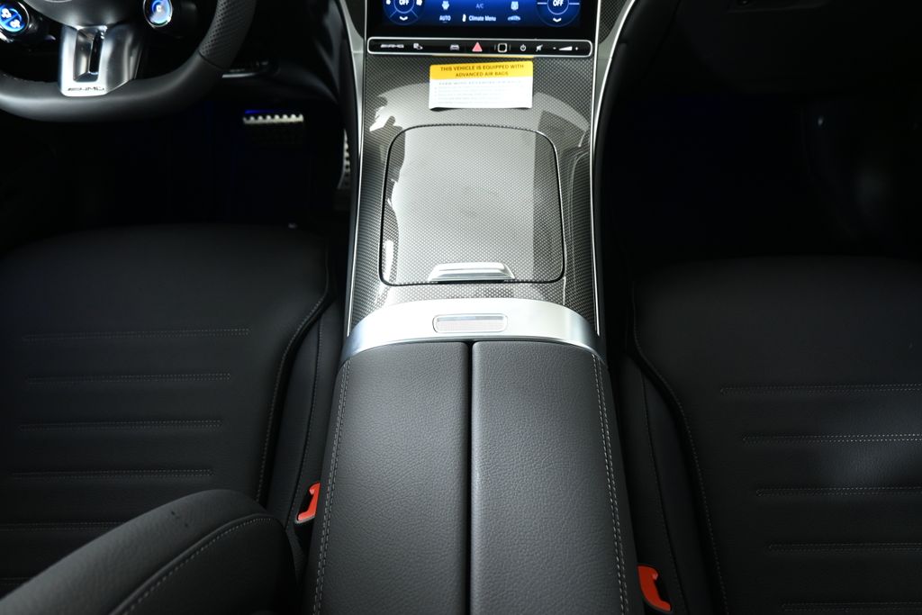 Thumbnail: 2026 Mercedes-Benz GLC - 20