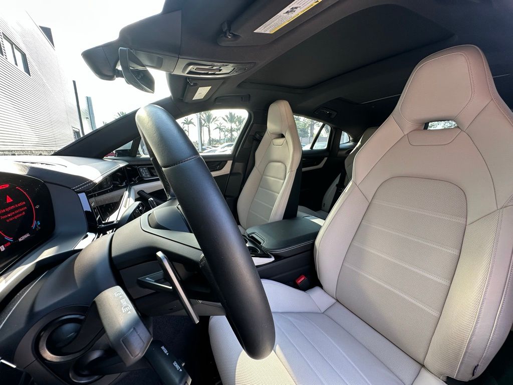 2024 Porsche Panamera  5