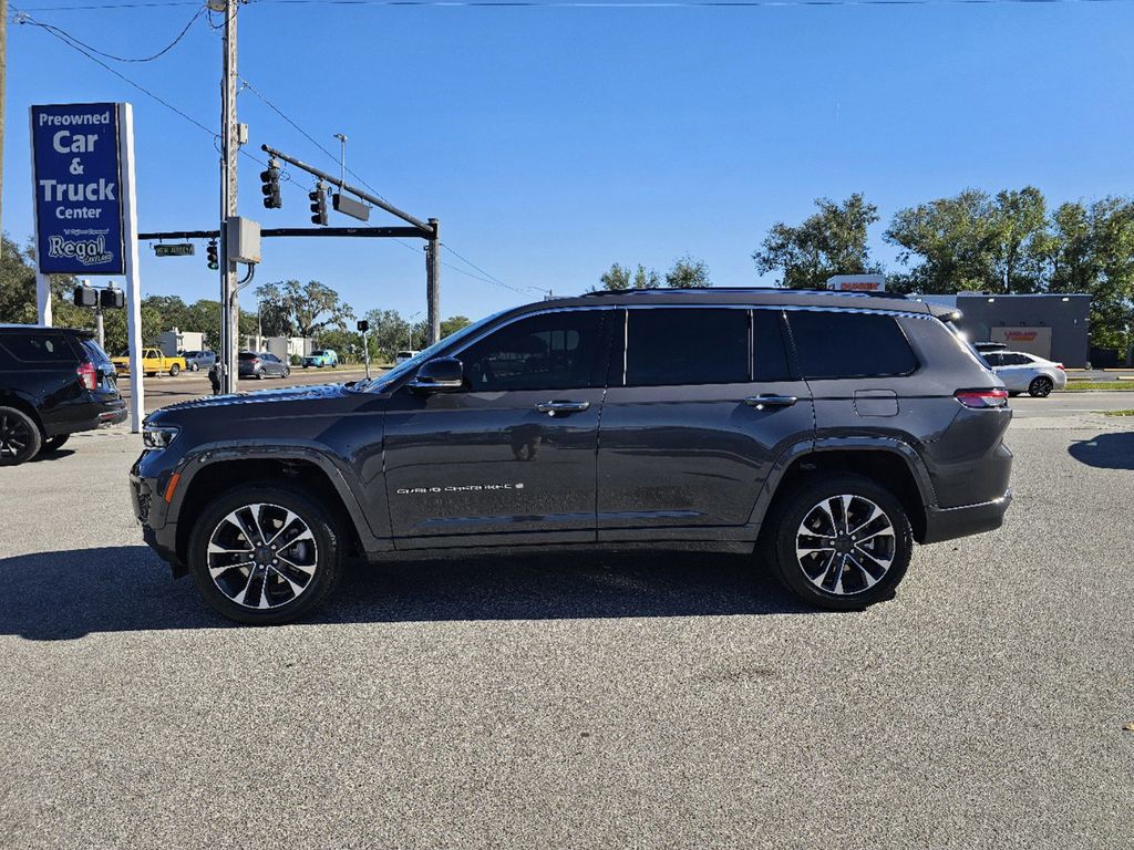 2023 Jeep Grand Cherokee L Overland 6