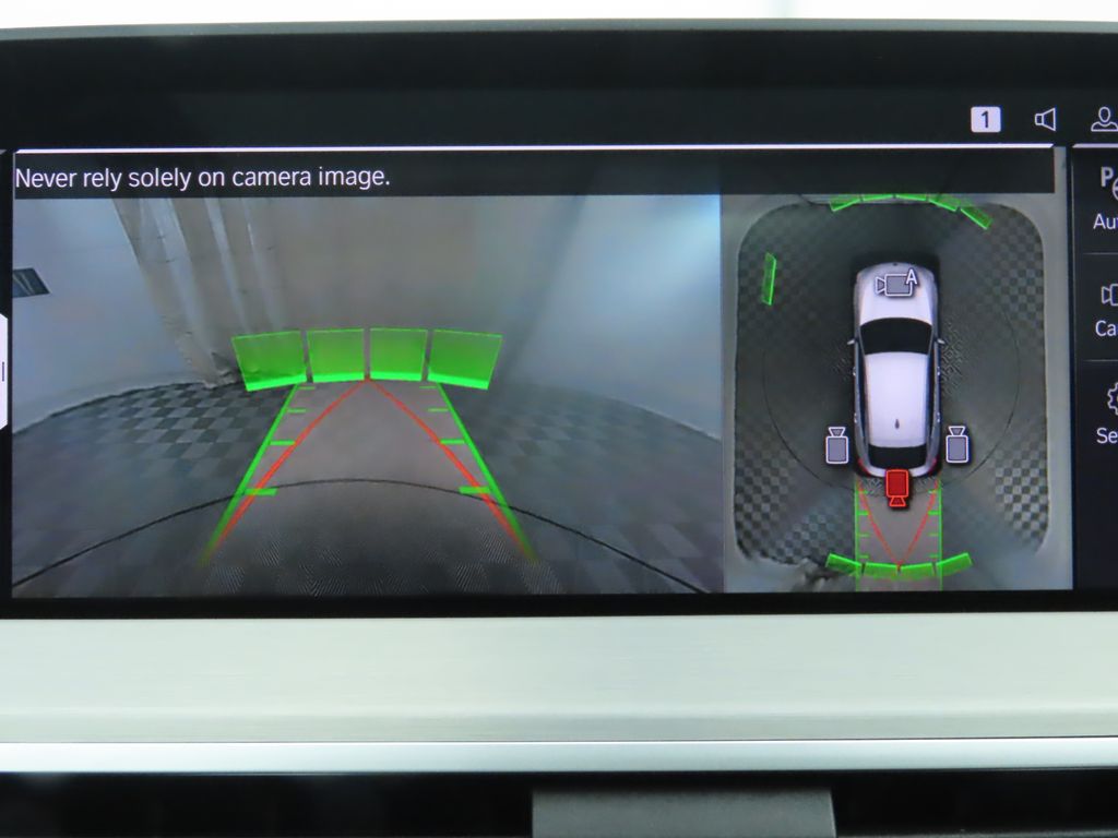 Thumbnail: 2021 BMW X4 - 16