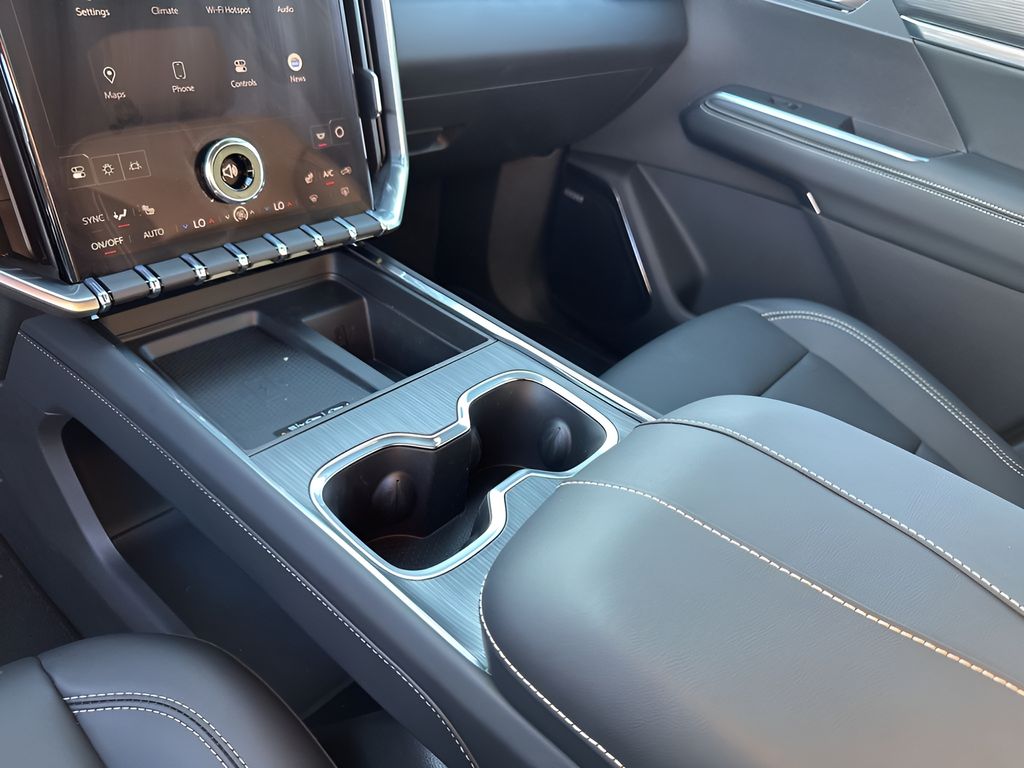 New 2026 White GMC Elevation image 35