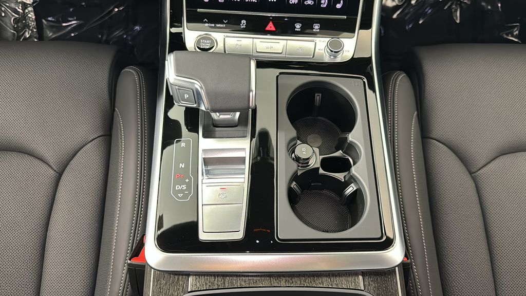 2025 Audi Q7  21