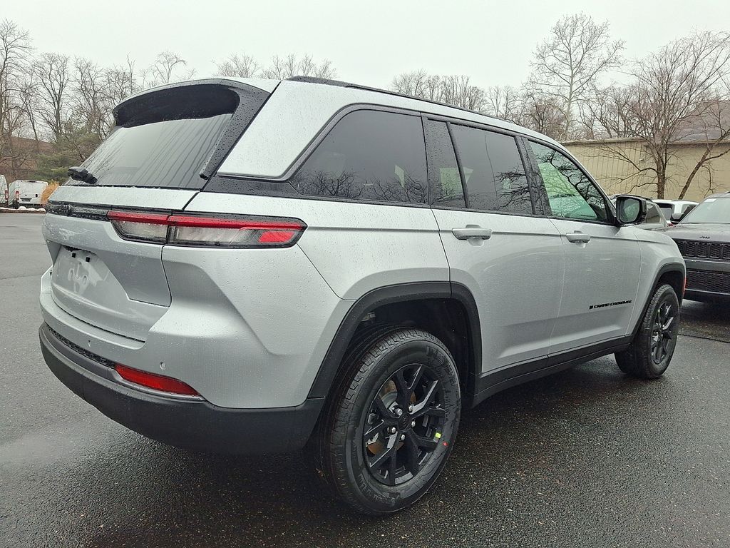 New 2026 Jeep Grand Cherokee SUV