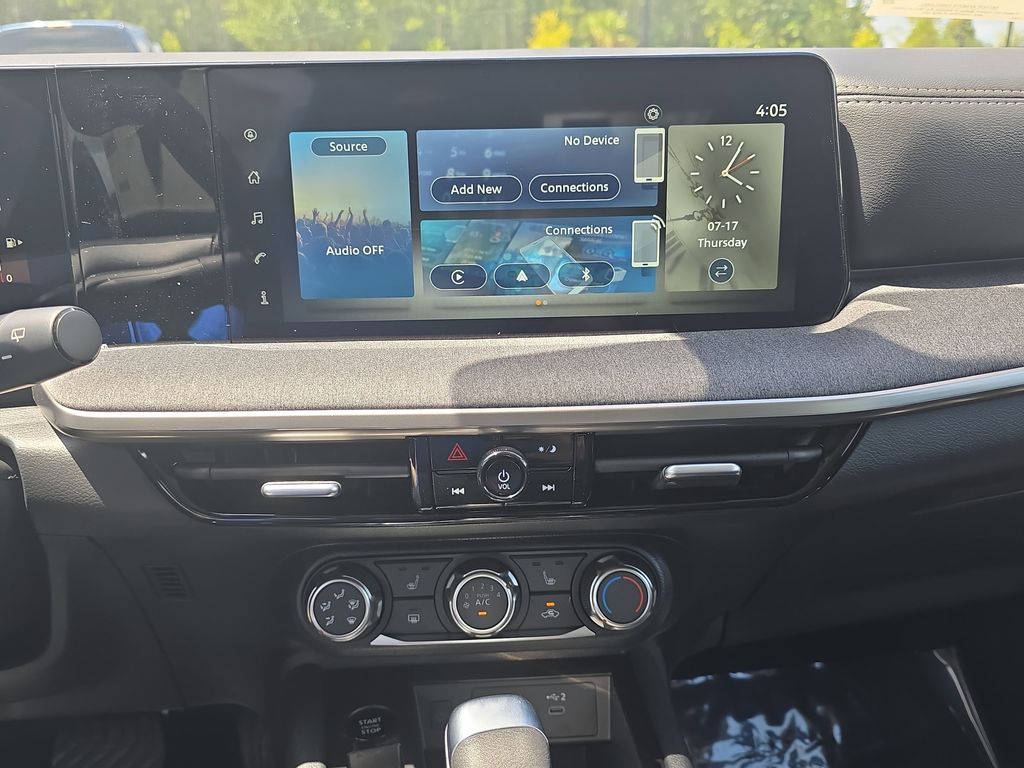 2025 Super Black Nissan Kicks SV FWD SUV