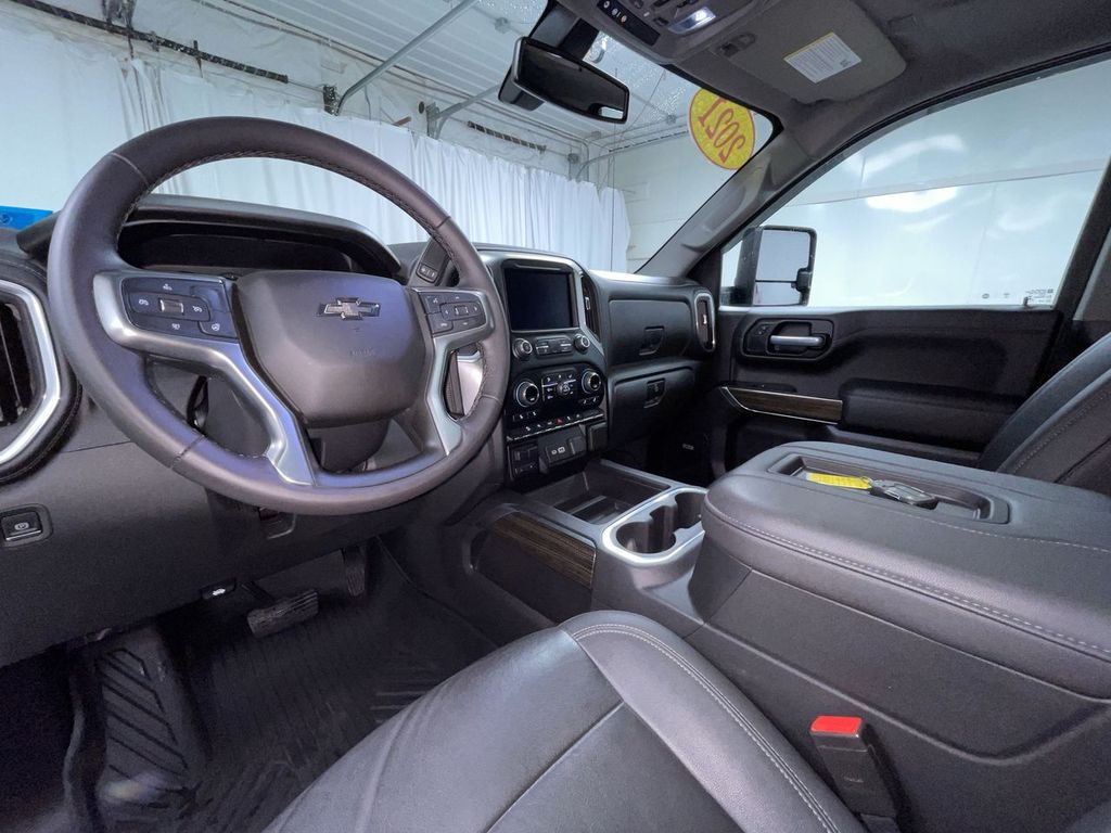 Used 2021 Chevrolet Silverado 1500 LT Trail Boss with VIN 3GCPYFED5MG286936 for sale in Swanzey, NH