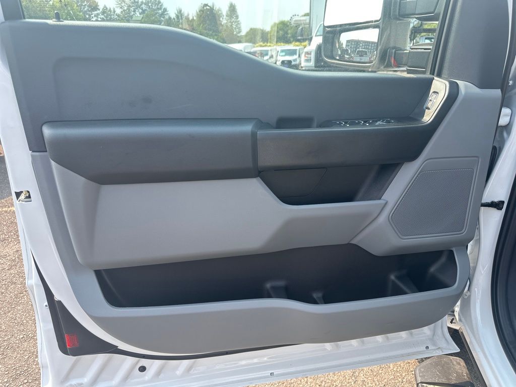 New 2026 Ford Super Duty F-250 SuperCab 8' Box XL