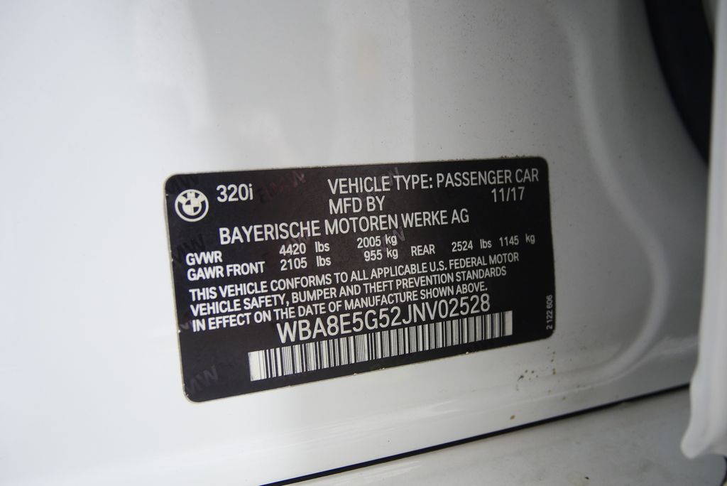 Thumbnail: 2018 BMW 3 Series - 28