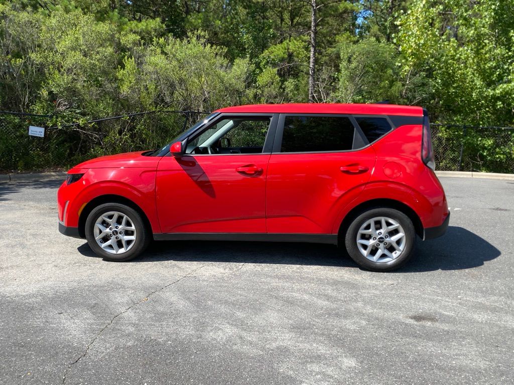 Certified Used 2024 Red Kia LX image 6