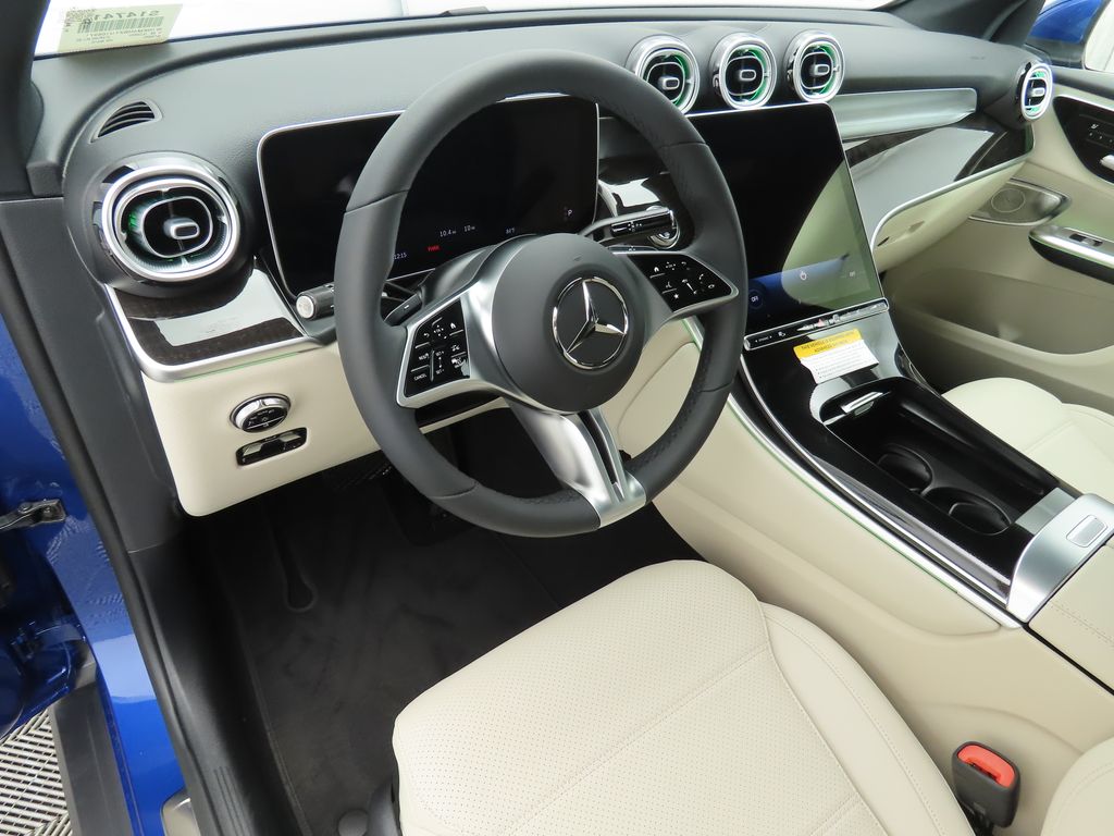 Thumbnail: 2026 Mercedes-Benz GLC - 9